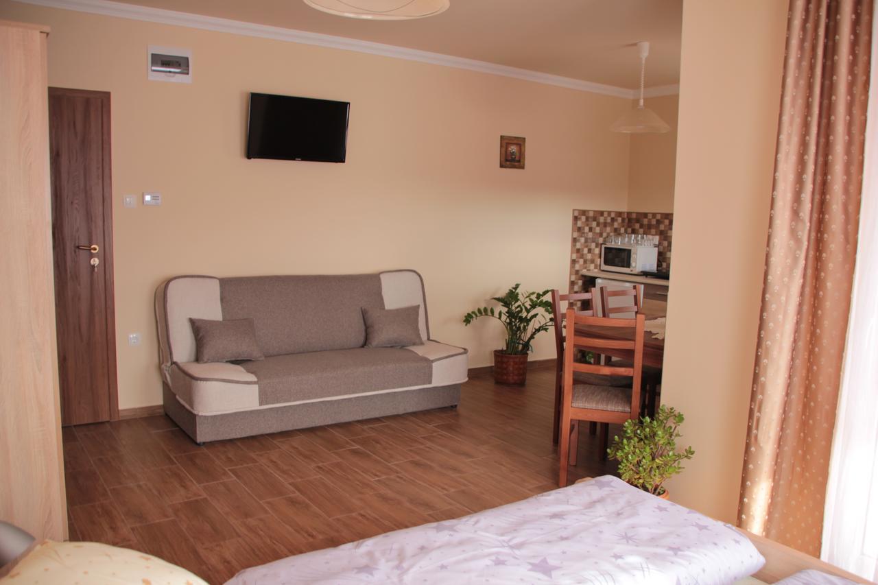 Imola Es Andrea Apartmanhaz 2 Hajdúszoboszló Exteriör bild