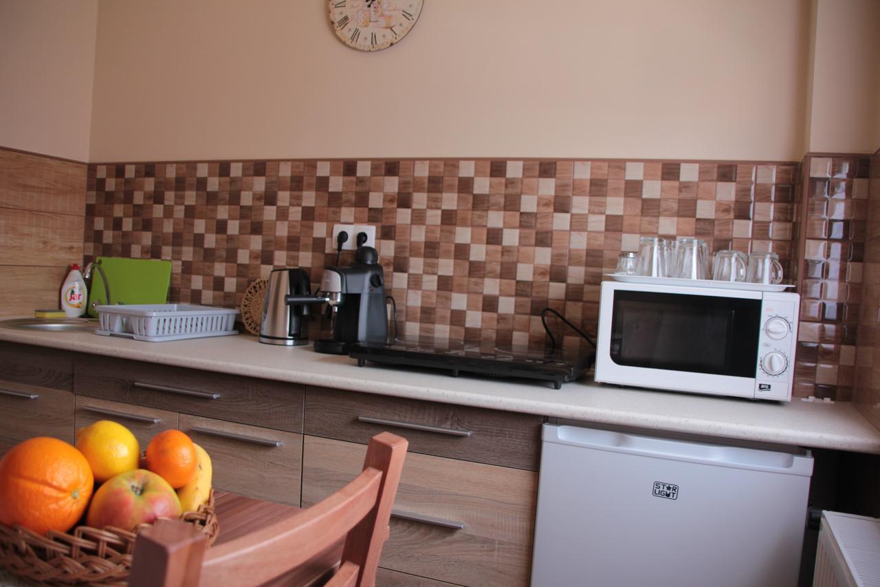 Imola Es Andrea Apartmanhaz 2 Hajdúszoboszló Exteriör bild